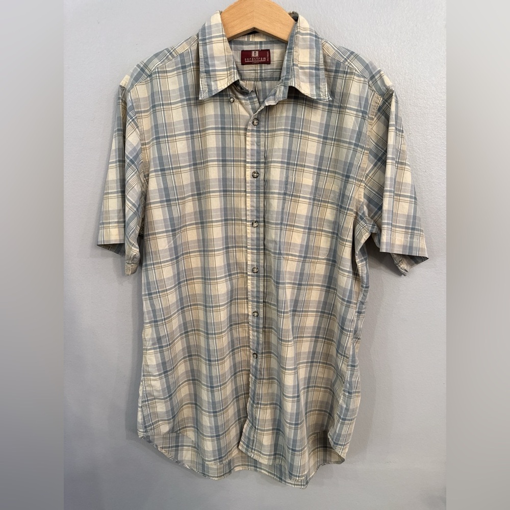 Nordstrom plaid short sleeve collared shirt